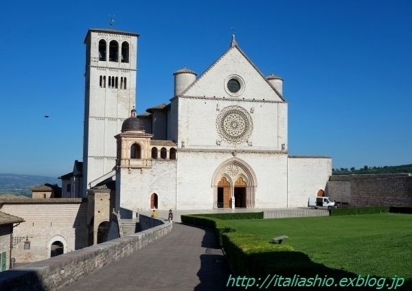 n.2 サン・フランチェスコ聖堂 ・ アッシジ: 記録庫 ・ イタリア・絵に描ける珠玉の町・村、 そしてもろもろ！