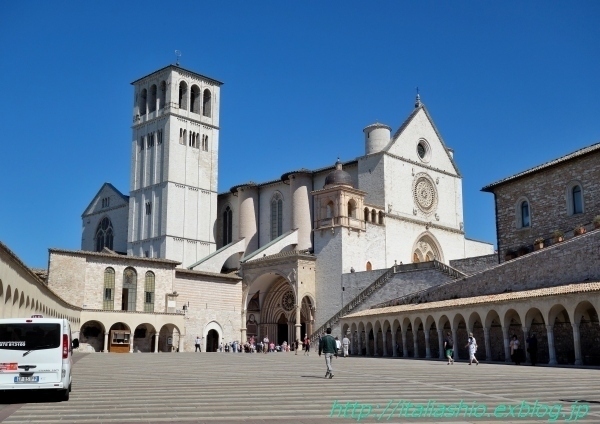 n.1 サン・フランチェスコ聖堂 ・ アッシジ : 記録庫 ・ イタリア・絵