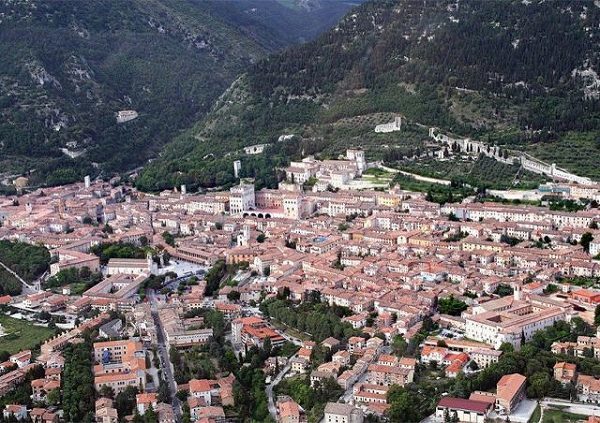 4-Gubbio -Perugia.jpg